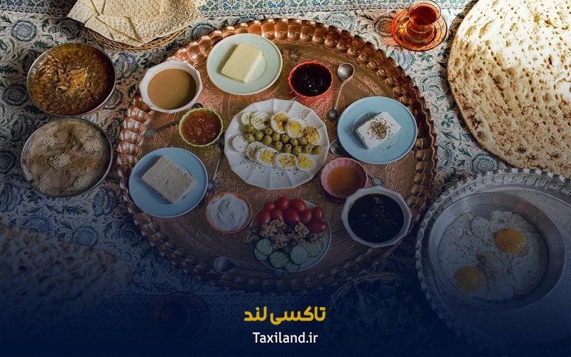 چطور با بودجه محدود سفر کنیم؟ راهنمای سفر ارزان و اقتصادی 1 چطور هزینه غذا را در سفر مدیریت کنیم - تاکسی لند